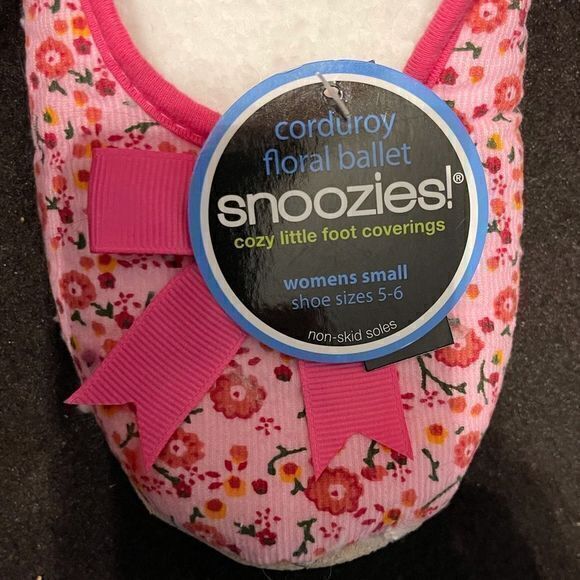 NWT Snoozies Corduroy Floral Ballet Flats‎ - Picture 2 of 2